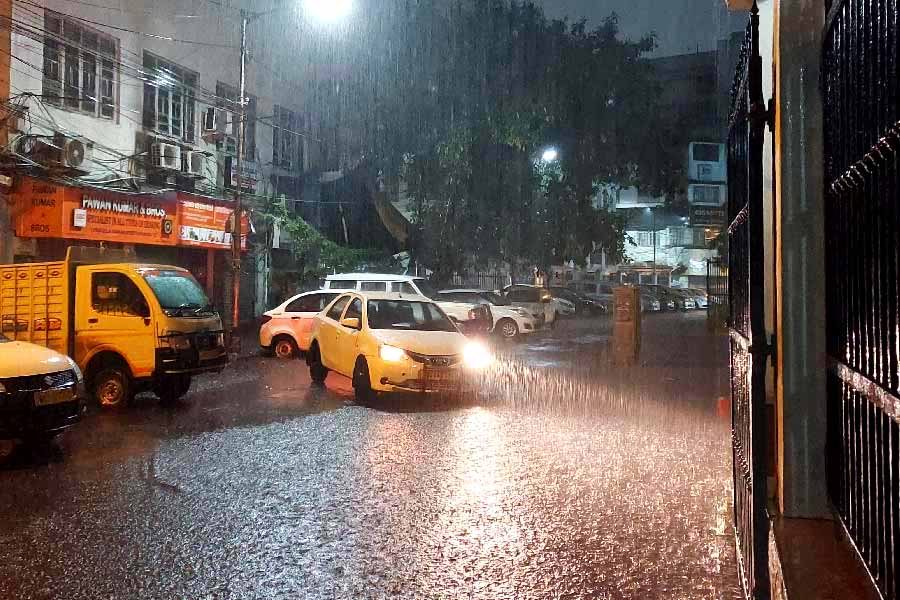 Light to moderate rain forecast in almost all states in WEST Bengal 