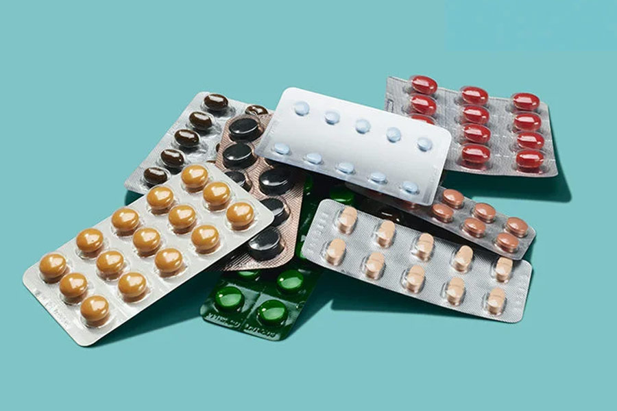 এ ছাড়া, আগের চেয়ে দামি হচ্ছে ফোলিক অ্যাসিড, আয়রন সুক্রোজ়, হাইড্রক্সোকোবালামিনের মতো অ্যানিমিয়ার চিকিৎসায় ব্যবহৃত ওষুধও।