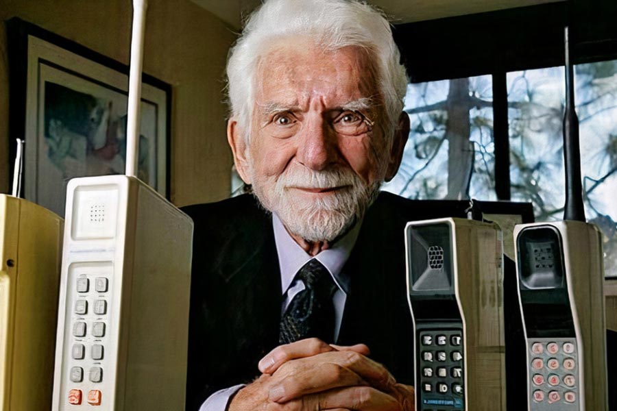 Martin Cooper Inventor of mobile phone martin cooper is sad about