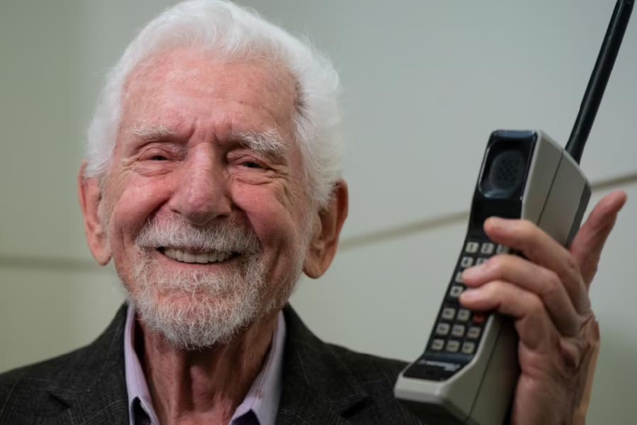 image of martin cooper 