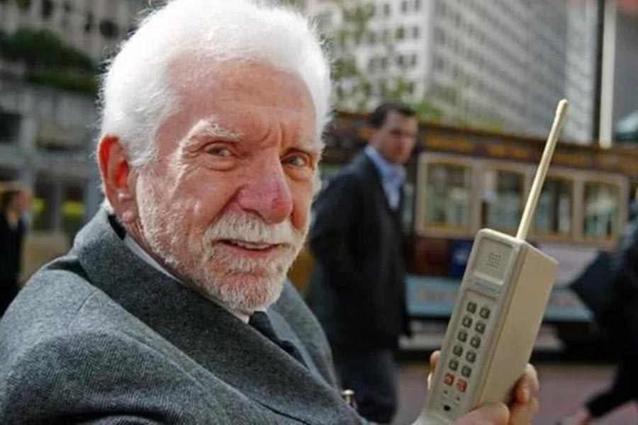image of martin cooper 