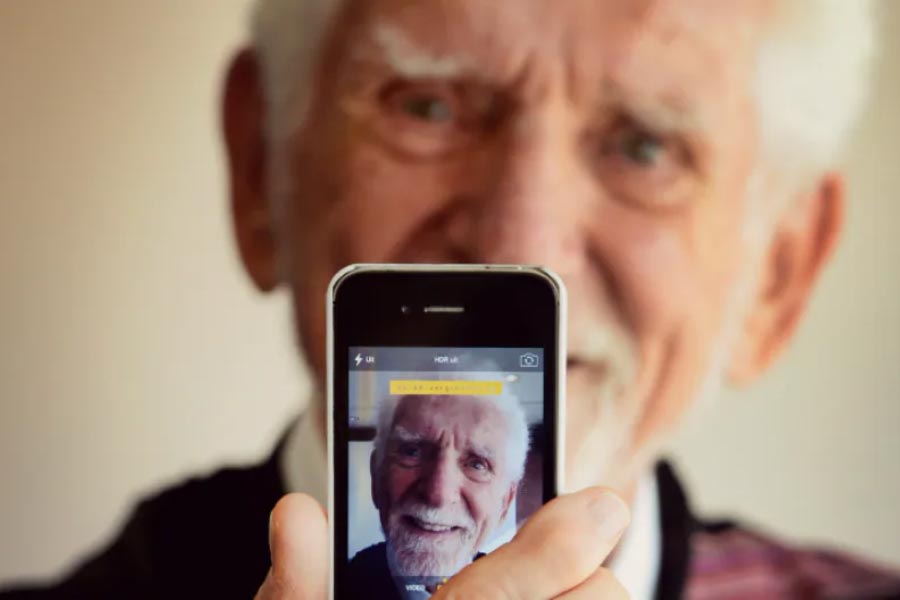 image of martin cooper 