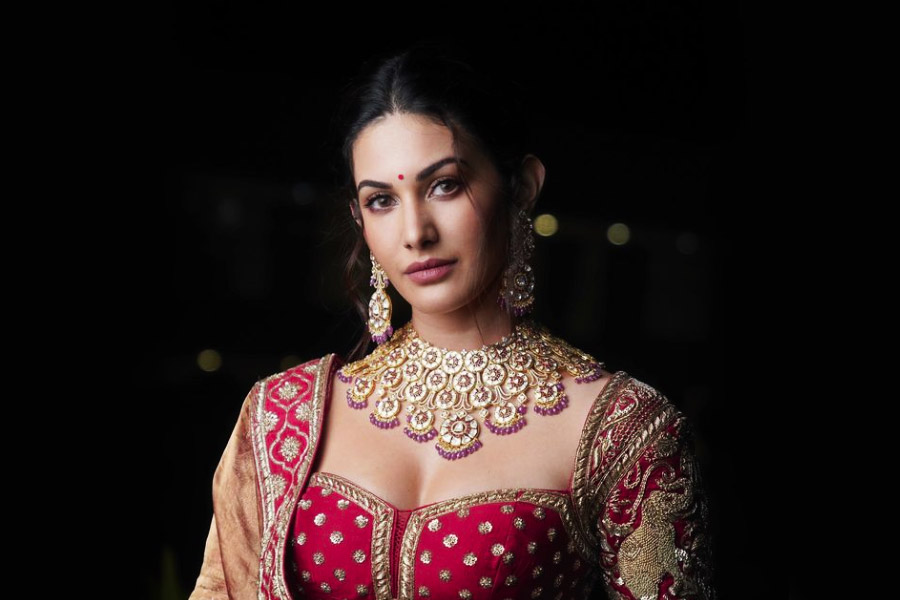 Amyra Dastur