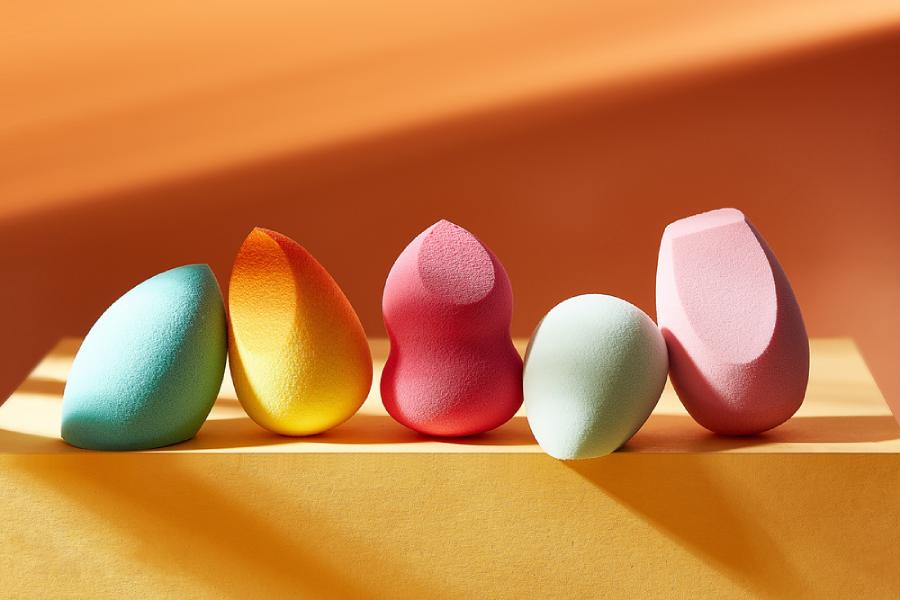 ময়লা স্পঞ্জটি দিনের পর দিন ব্যবহার করলে ত্বকের বারোটা বাজে।