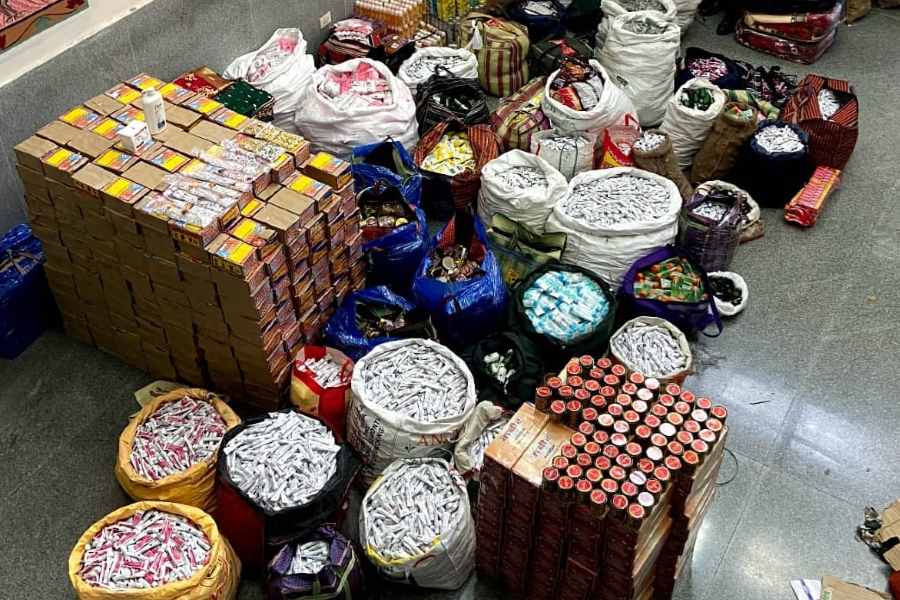 BSF recovered items worth 68 lakh rupees from Bandhan Express
