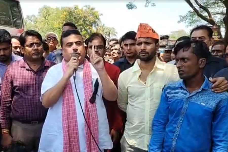 Suvendu Adhikari insisted Moyna’s bjp leader and workers to withdraw road blockage