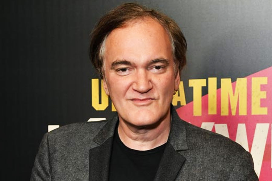 প্লেবয় ম্যানসনের এক পার্টিতে উপস্থিত ছিলেন ‘কিল বিল’ ছবির পরিচালক কোয়ান্তিন তারান্তিনো। পরিচালকের বিনোদনের জন্য নগ্নও হতে হয়েছিল টিফ্যানিকে।