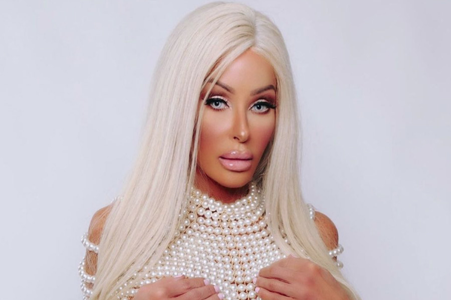 image of hot uber driver 