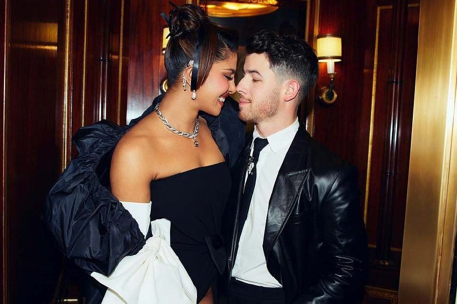 Hollywood pop star Nick Jonas reveals that his and Priyanka Chopra’s love story started at the Met Gala back in 2017.