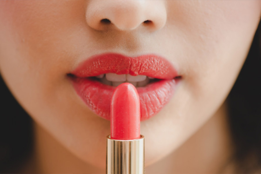 Image of lipstick.