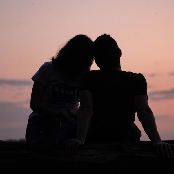 মাদক কারবারির সঙ্গে আলিসার প্রেম নিয়ে গত ১ বছর ধরেই নিউ ইয়র্কে পুলিশ মহলে আলোচনা চলছে। আলিসার সহকর্মীরা এই সম্পর্কের কথা জানতেন।