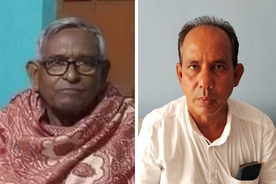 A teacher allegedly threatened by a TMC leader at Raninagar of Murshidabad