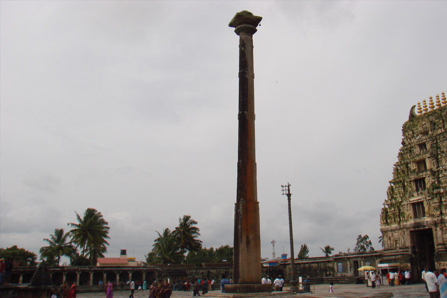 Anti-Gravity Pillar of Belur is standing mysteriously without any support.