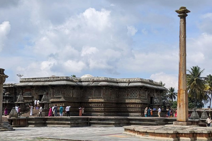 Anti-Gravity Pillar of Belur is standing mysteriously without any support.
