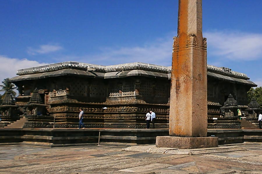 Anti-Gravity Pillar of Belur is standing mysteriously without any support.