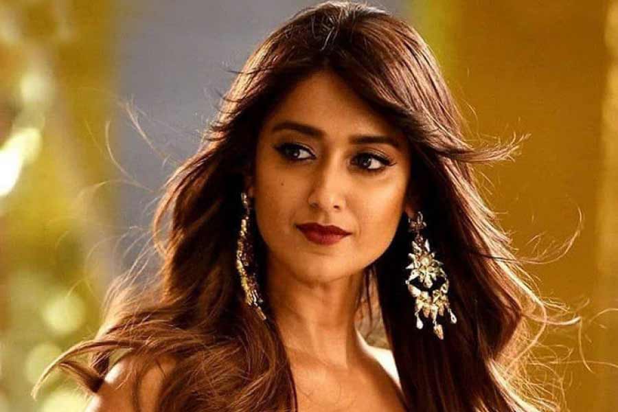 Mom to be Ileana D\\\\\\\'Cruz struggles to sleep as baby decided to have a dancy party 