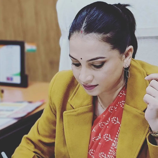 Savita Pradhan IAS