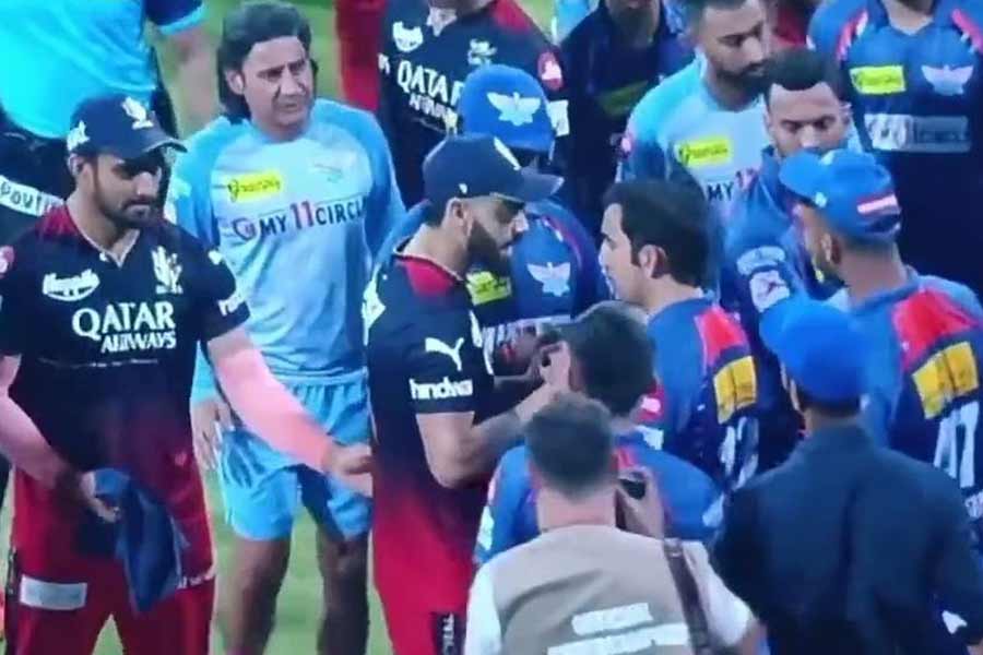 Enmity between Virat Kohli and Gautam Gambhir is increasing rapidly.