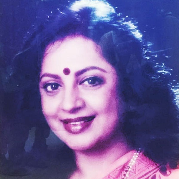 কমলের বিয়ে হয়ে যাওয়ার পর একই বছরে জর্জকে বিয়ে করেন শ্রীবিদ্যা। কিন্তু সেই সম্পর্ক বেশি দিন টেকেনি। বিয়ের চার বছর পর ১৯৮০ সালে শ্রীবিদ্যা এবং জর্জের বিচ্ছেদ হয়। ফিল্মপাড়া থেকে সরে যান শ্রীবিদ্যা।