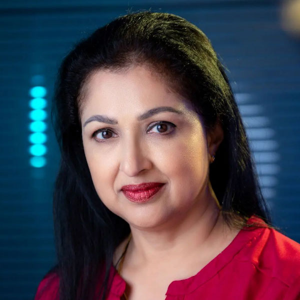 ২০১৬ সালে গৌতমীর সঙ্গে বিচ্ছেদ হয়ে যায় কমলের। অভিনেত্রী নিজের ব্লগে লিখে জানান, ‘‘আমার এবং কমলের পথ এখন আলাদা হয়ে গিয়েছে। খুব দুঃখের সঙ্গেই জানাচ্ছি যে, আমরা আর একসঙ্গে নেই। ১৩ বছর একসঙ্গে থাকার পর আলাদা হওয়ার সিদ্ধান্ত নেওয়া আমার জীবনে খুব কঠিন একটা সময় ছিল।’’