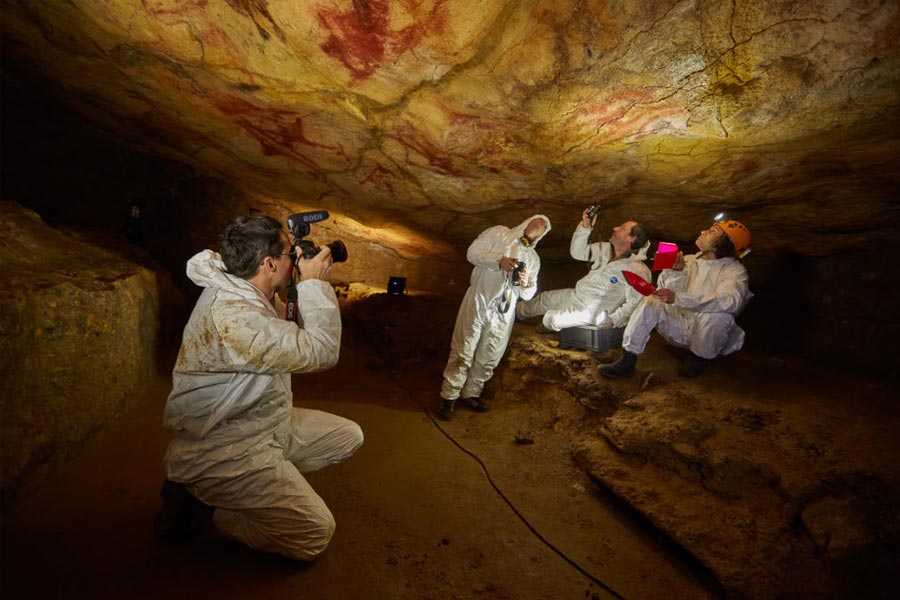 image of altamira cave 