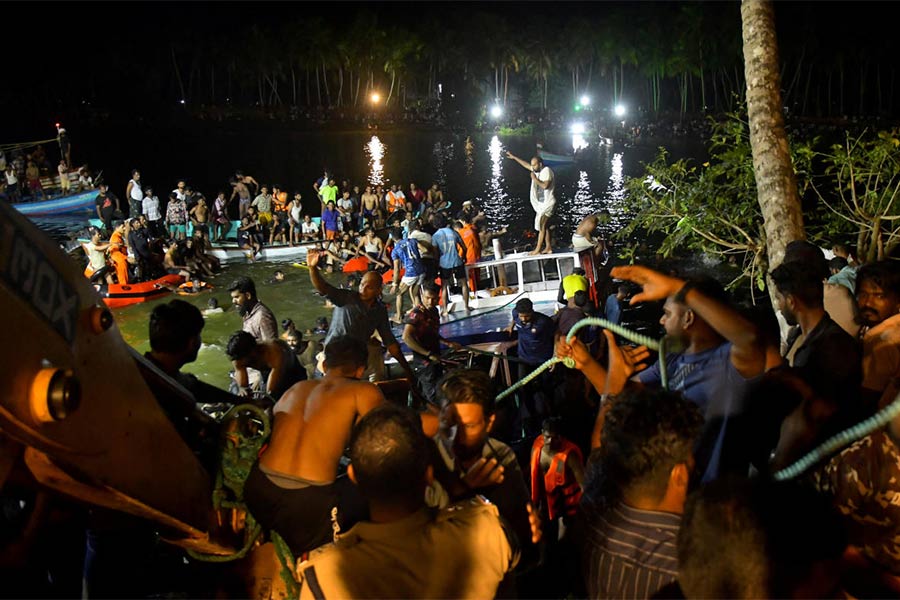 Death toll rises in Kerala boat capsized tragedy PM declares compensation.