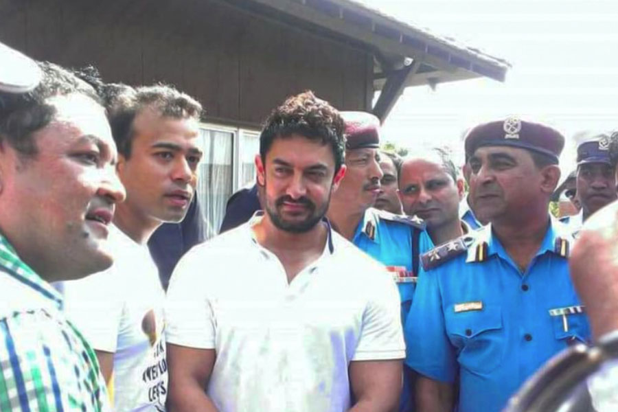Aamir Khan turns to meditation in Nepal after break from films