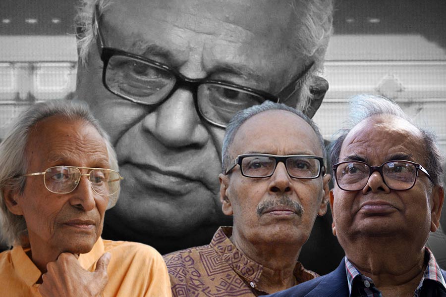 Eminent writers of Bengal share their memories about deceased author Samaresh Majumder 