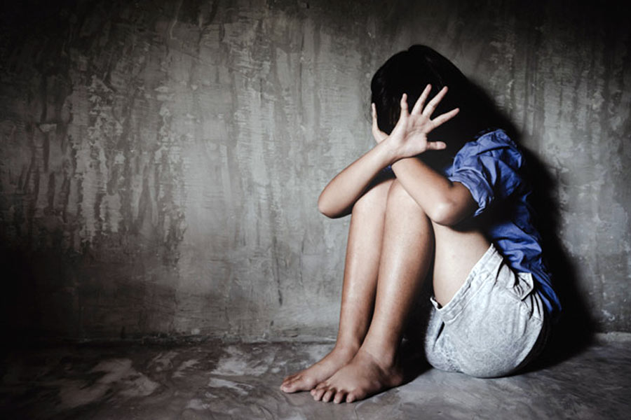 পুলিশ জানাচ্ছে, এখনও পর্যন্ত তারা যে তথ্য পেয়েছে তাতে মনে করা হচ্ছে, রবীন্দ্র ৩০টি শিশুকে যৌন নিগ্রহ করে খুন করেছে। ৬ থেকে ১২ বছর বয়সি নাবালক-নাবালিকা ছিল তার লক্ষ্য।