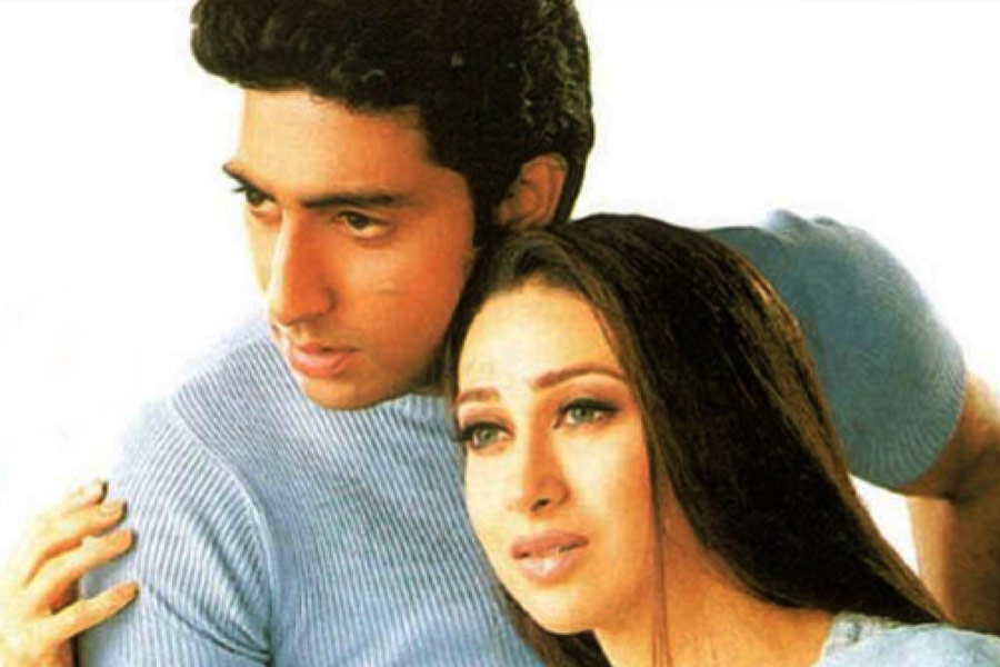 ‘হা ম্যায়নে ভি প্যার কিয়া’ ছবির প্রযোজক সুনীল দর্শন এক সাক্ষাৎকারে করিশ্মা এবং অভিষেকের সম্পর্ক নিয়ে মুখ খোলেন। তিনি বলেন, ‘‘অভিষেক এবং করিশ্মার সম্পর্কের বিষয়ে বলিপাড়ার সকলে জানতেন। তাঁদের যে বিয়ে হবে, তাও সকলে অনুমান করে নিয়েছিলেন। কিন্তু ওঁদের জুটি আমার ভাল লাগত না।’’