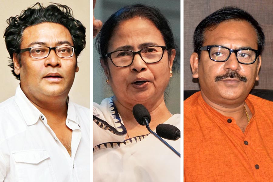 photo of Mamata Banerjee, Arup Biswas and Indranil Sen 