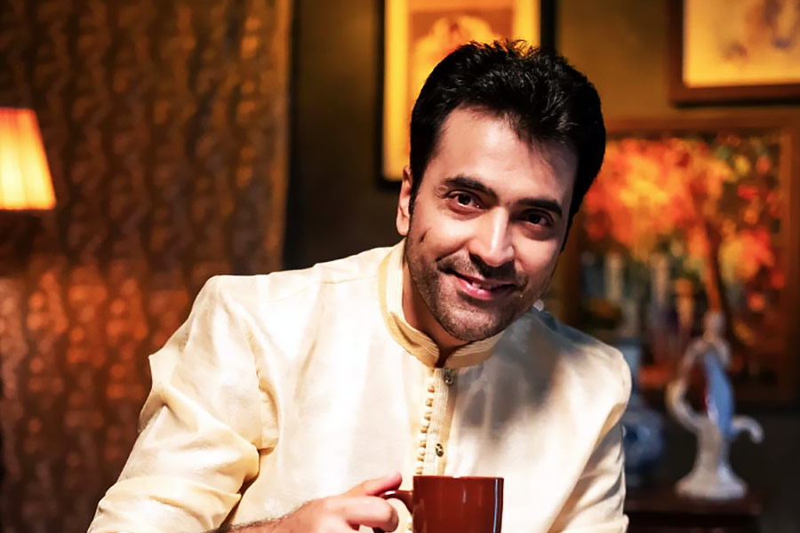 Abir Chatterjee talks about why he chose to act in a women centric film like Fatafati with ritabhari Chakraborty 