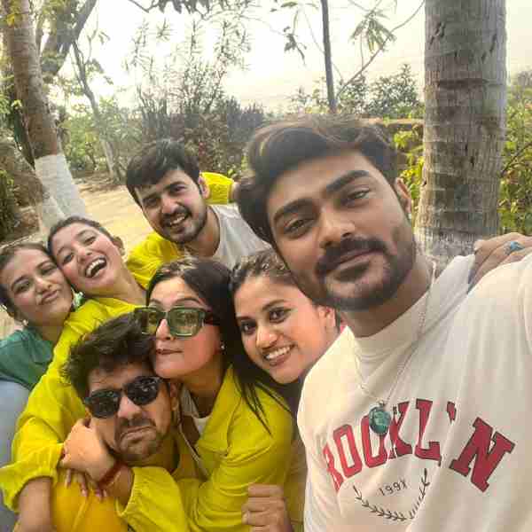 Friendship in Khelna Bari set