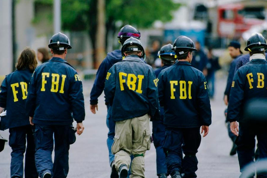 আমেরিকার গোয়েন্দা সংস্থা এফবিআই একটি বেসরকারি সংস্থার সঙ্গে যুগ্ম ভাবে এই তদন্ত চালিয়েছিল। সিলভিয়ার মৃত্যুস্থল থেকে সংগৃহীত নমুনার উপর লেগে থাকা ডিএনএর সঙ্গে মিলে গিয়েছিল নরম পানীয়ের একটি ক্যানের উপর লেগে থাকা ডিএনএ। ধরা পড়েন অভিযুক্ত।