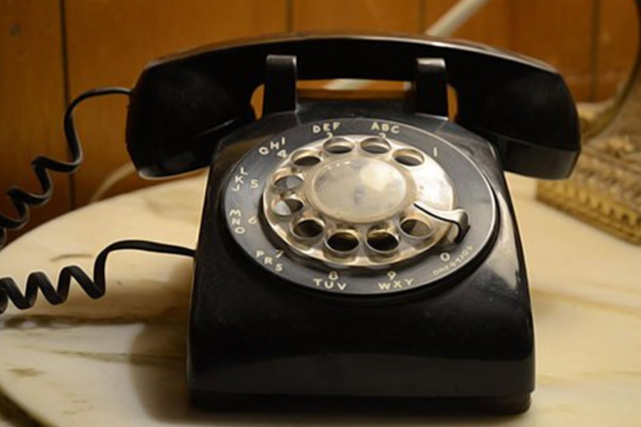 সিলভিয়ার বসার ঘরে টেলিফোনের সংযোগও বিচ্ছিন্ন করা ছিল। রক্তে ভেসে যাচ্ছিল সেই ঘর। ঘটনাস্থল থেকে ১৪০টি নমুনা সংগ্রহ করে পরীক্ষার জন্য পাঠায় পুলিশ। ঘরের কার্পেটে পড়েছিল অভিযুক্তের শুক্রাণুও। সেই নমুনাও সংগ্রহ করা হয়।