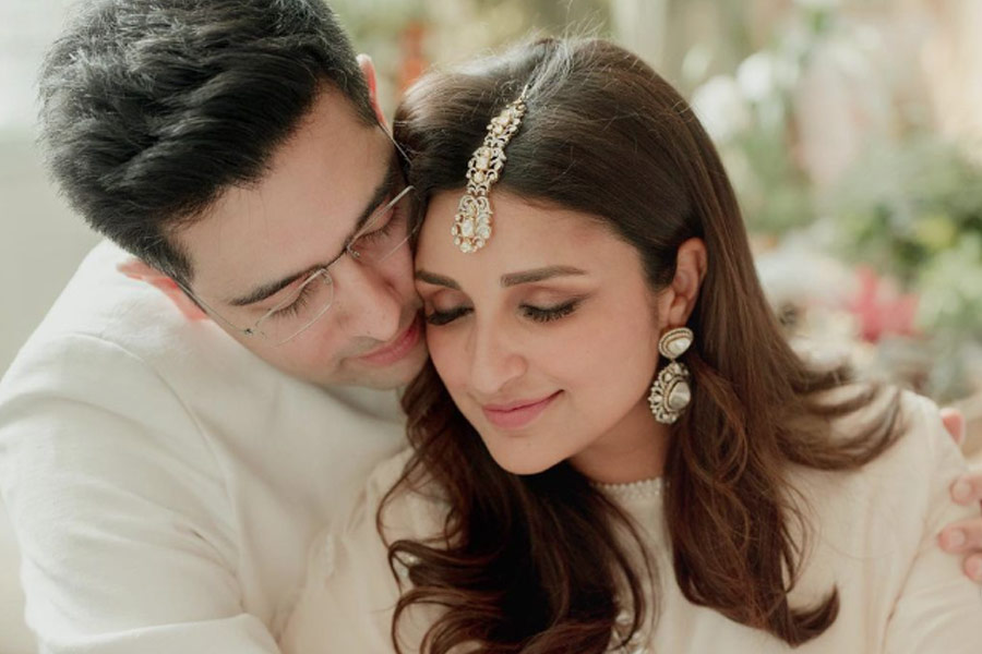 Parineeti Chopra and Raghav Chadha engagement