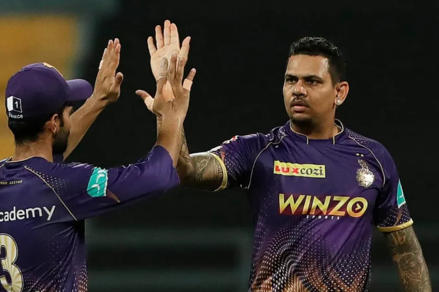 কেকেআরের বোলিং আক্রমণ নিয়েও সন্তুষ্ট গম্ভীর। এ নিয়ে তিনি বলেছেন, ‘‘আমাদের দলে স্টার্ক ছাড়াও সুনীল নারাইন, মুজিব উর-রহমান, বরুণ চক্রবর্তী, গাস অ্যাটকিসন, চেতন সাকারিয়ার মতো বোলার রয়েছে। আমাদের হাতে এখন যথেষ্ট বিকল্প রয়েছে। বিভিন্ন মাঠের পিচের চরিত্র অনুযায়ী আমরা বোলিং আক্রমণ সাজাতে পারব। আমার মতে আমাদের বোলিংও এখন ব্যাটিংয়ের মতোই শক্তিশালী।’’