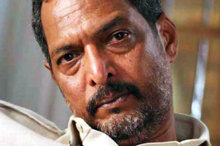 এর পর নানাকে বার বার বিবাহবিচ্ছেদের জন্য চাপ দিতে থাকেন মনীষা। কিন্তু ‘আজ করব, কাল করব’ বলে কাটিয়ে দিচ্ছিলেন নানা।