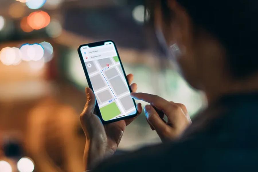 Mobile tracking system