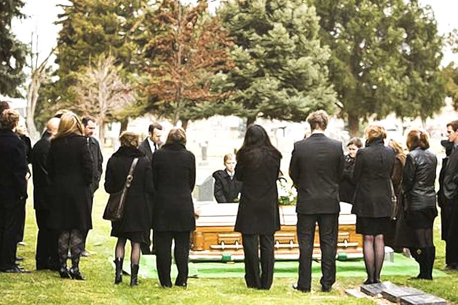 Woman Dies on Marriage Day