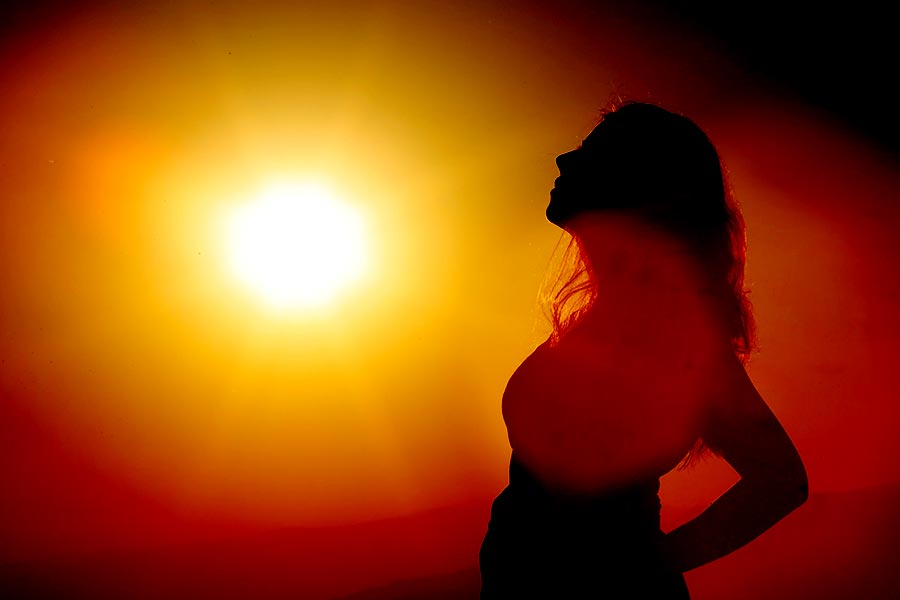 A Pregnant Woman in Maharashtra walks 7 kilometer to reach hospital but died of heat stroke