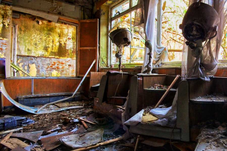 অভিযোগ ওঠে, হাসপাতাল বন্ধ করে যাওয়ায় অনেক রোগীকে ভুয়ো নিরাময় শংসাপত্র দিয়ে ছেড়ে দেওয়া হয়েছিল। যার ফলে বিভিন্ন অপরাধের ঘটনা বাড়তে থাকে। অনেক রোগী হাসপাতাল থেকে ফিরে খুনও করেন বলে অভিযোগ।