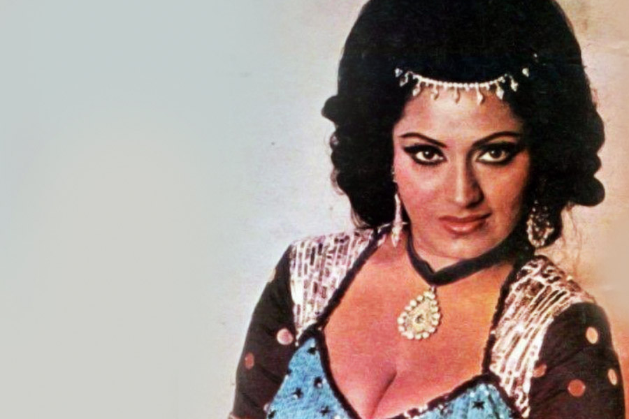 ‘দো রাস্তে’ এবং ‘দাস্তান’ ছবির পরেও আরও দু’বার একই ঘটনা ঘটে বিন্দুর সঙ্গে। অভিনেত্রীর দাবি, পুরস্কার পাবেন জেনেও তাঁর কাছ থেকে সেই পুরস্কার ছিনিয়ে অন্য অভিনেত্রীকে দিয়ে দেওয়া হয়েছে।