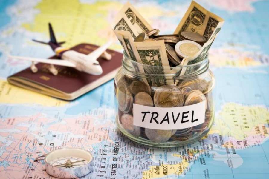 How to save on foreign exchange while travelling abroad 