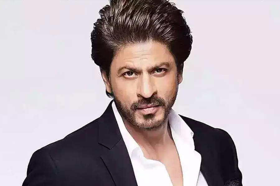According to sources Shah Rukh Khan won’t give interviews on public platform anymore