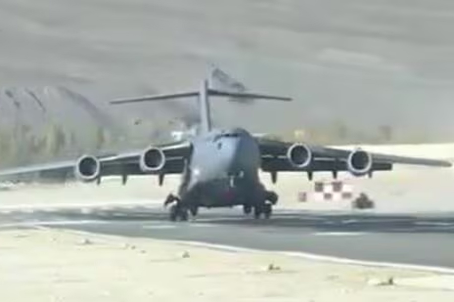 C-17 Globemaster plane of IAF stuck at Leh runway in Ladakh, several flights cancelled