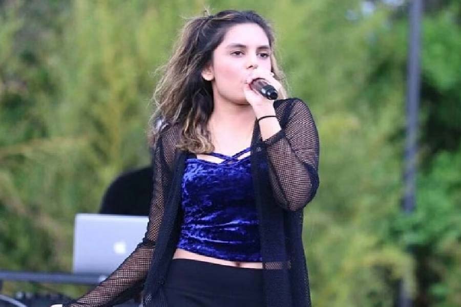 Shannon K | Bollywood singer Kumar Sanu's daughter Shannon K is about ...