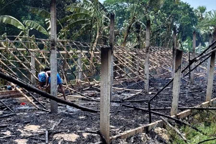 Fire broke out at a Poultry farm at Bhangar