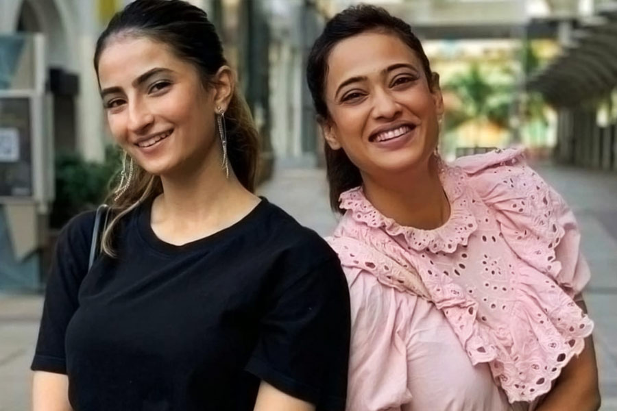 Palak Tiwari and her mother