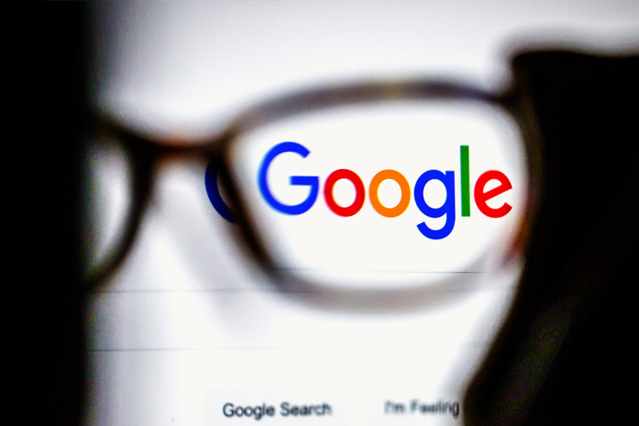 স্ত্রীর দূরসম্পর্কের আত্মীয়ার সঙ্গে সম্পর্কে জড়িয়ে পড়েছিলেন। দু’বারের বিবাহবিচ্ছিন্না ওই মহিলার আবদার ছিল, আবার বিয়ে না করলেও তাঁর সন্তানের মা হতে চান। তবে এই সম্পর্ক ফাঁস হওয়ার আশঙ্কায় আত্মীয়াকে নৃশংস ভাবে খুনের পর দেহাংশ লোপাট করে দেন প্রশান্ত নাম্বিয়ার। মুছে ফেলেন সমস্ত তথ্যপ্রমাণও। তবে তামিলনাড়ুর যুবককে ধরিয়ে দিয়েছিল গুগ্‌ল! ২০২০ সালে এমনই দাবি করেছিলেন সুচিত্রা পিল্লাই হত্যাকাণ্ডের তদন্তকারীরা।